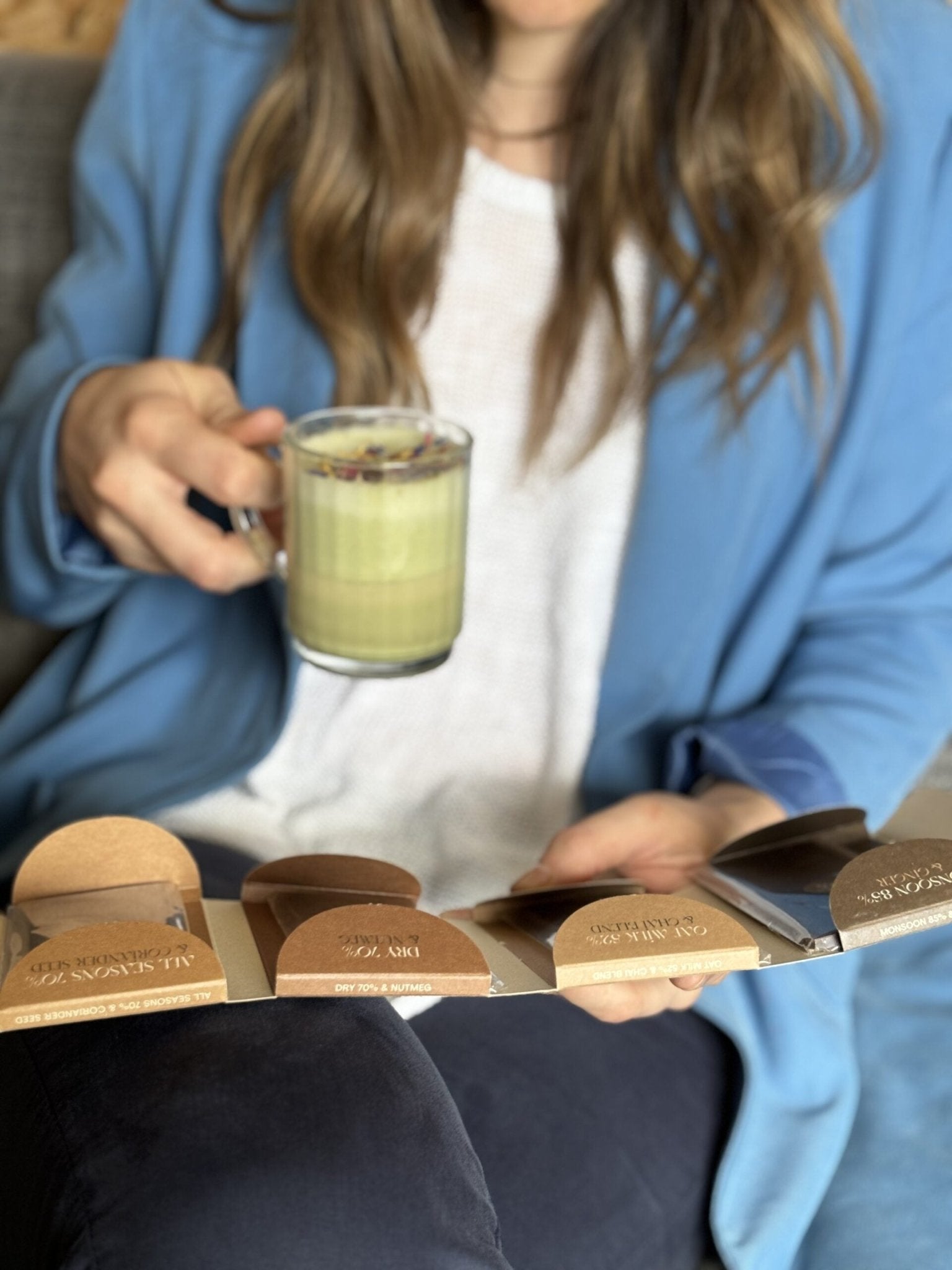 Sweet & Spiced Gift Set - Bodhi Drinks Matcha Vanilla - Cadeau, geschenkidee, gift idea, mothersday, easter, pasen, kerstmis, Christmas, birthday, verjaardag , healthy, chocolate with chai, chai, golden chai and matcha vanilla , latte , real spices
